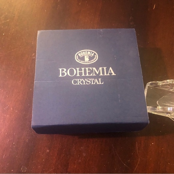 Vintage Bohemia Pinwheel Crystal Napkin Holder - Picture 2 of 8